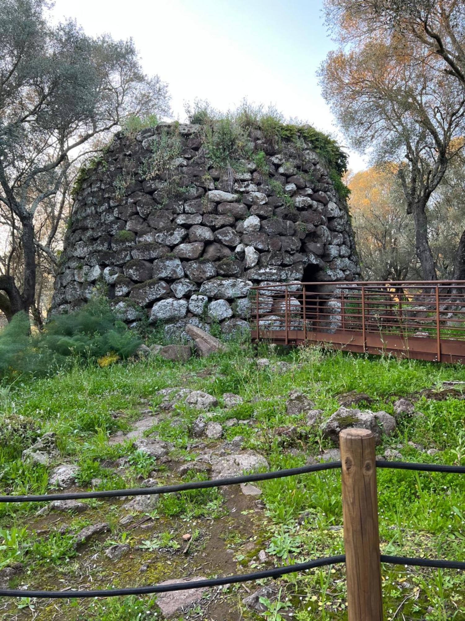 Muristene Pozzo Santa Cristina Paulilatino Extérieur photo